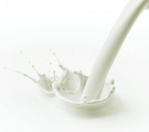 Leche: El consumo se contrae