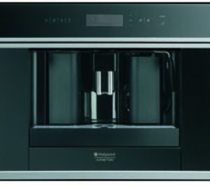 Hotpoint presenta su nueva cafetera de encastre Luce