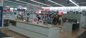 Media Markt incorpora la venta de  muebles de cocina en su tienda de Siero