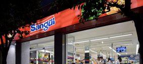 Sangüi reorganiza su tejido comercial