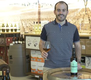 Cuatro Rayas apuesta por 61, un vermouth con carácter de verdejo