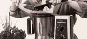 Thermomix: 50 años de un robot que pasó del blanco y negro al color