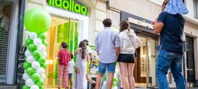 Llaollao abre una quincena de puntos de venta durante el verano