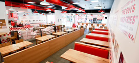 Five Guys abre su séptimo restaurante en Barcelona