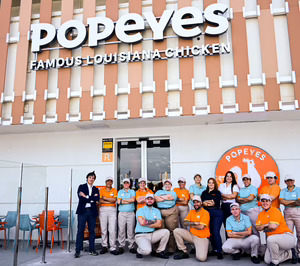 Popeyes aterriza en Canarias con dos locales propios