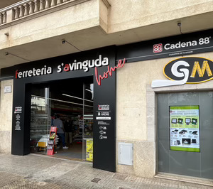 Ferreteria SAvinguda abre su segunda tienda