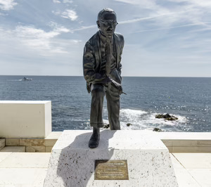 Benito Urban produce la escultura de homenaje a Josep Ensesa