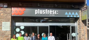 Plusfresc inaugura su primera tienda en la comarca leridana de Baja Cerdaña