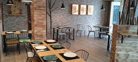 Pizzerías Carlos abre su tercer restaurante pontevedrés y cuarto en Galicia