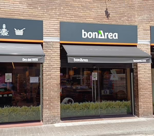 bonÀrea amplía su tienda de la calle Aribau en Badalona