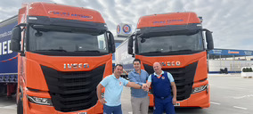 Grupo Logístico Arnedo cierra la compra de 50 vehículos Iveco S-WAY