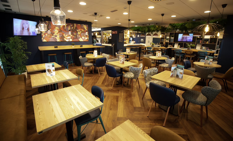 Travelodge presenta '85 Bar Café', su nuevo concepto de restaurantes