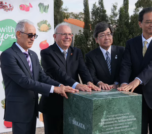 Sakata coloca la primera piedra de su nueva sede para España y Portugal