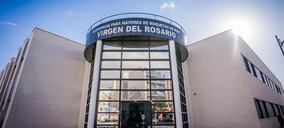 Jarquil entrega la residencia Virgen del Rosario, en Roquetas de Mar