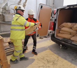 Cemex dona a la Generalitat Valenciana 11.000 kg de su aditivo espesante para facilitar la extracción de lodos en Valencia