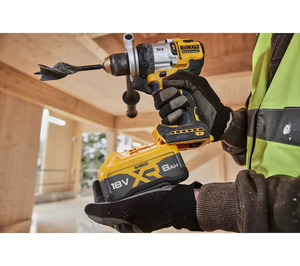 Dewalt presenta una nueva batería Tabless